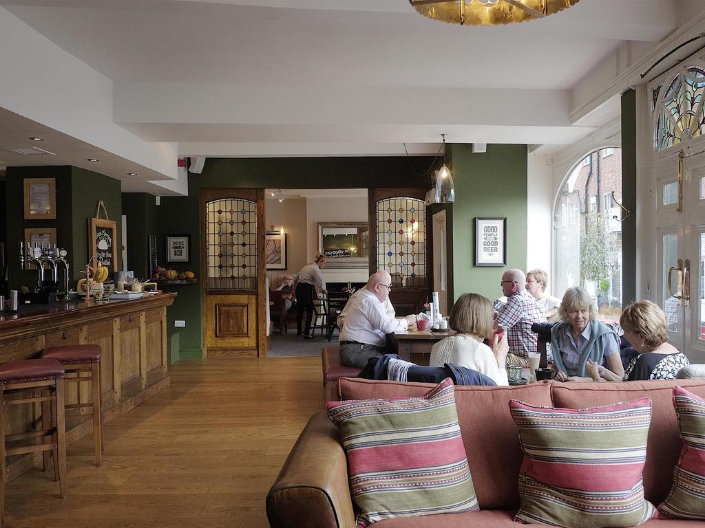 Hotel The Rose And Crown à Warwick  Extérieur photo